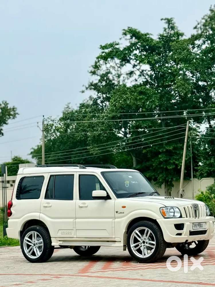 Mahindra Scorpio Classic 2010 Car