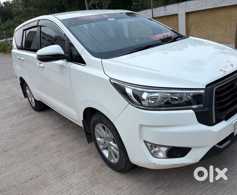 Toyota Innova Crysta 2024