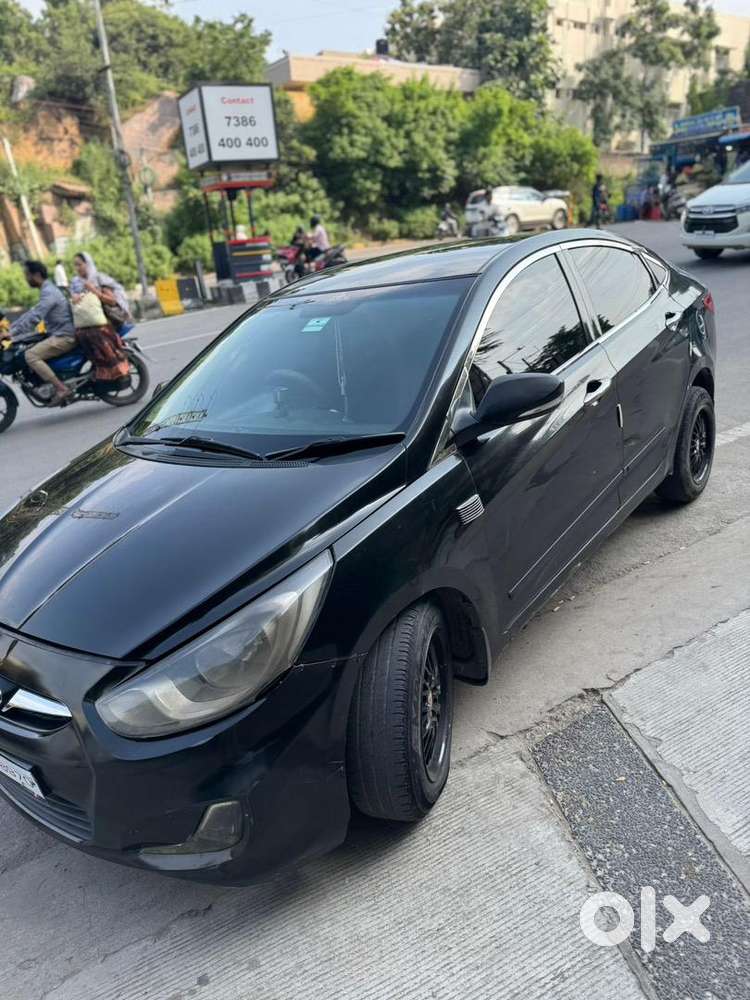 Hyundai Fluidic Verna 2011 Diesel 109000 Km Driven