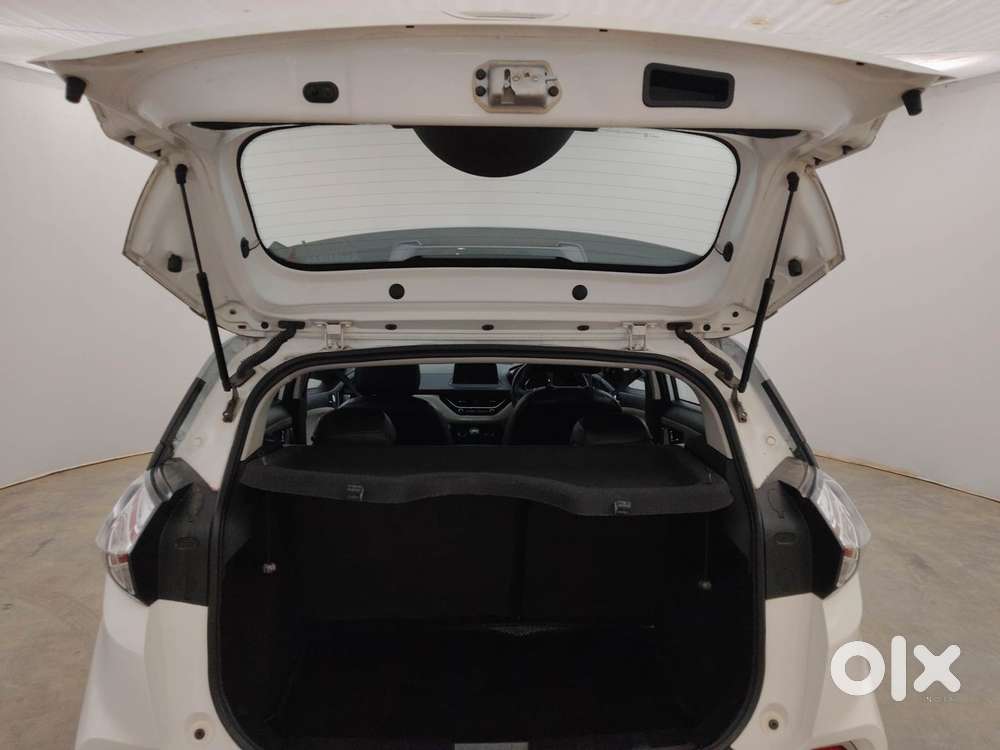 Tata Nexon 1.2 Revotron Xz Plus Dual Tone, 2021, Petrol