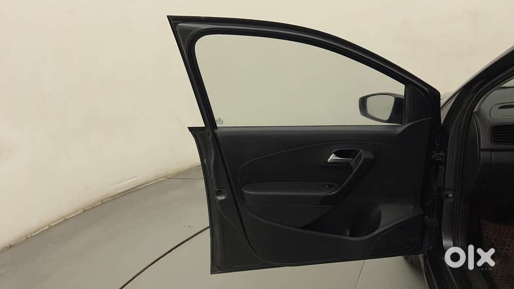 Volkswagen Polo 2009-2013 Petrol Comfortline 1.2l, 2016, Petrol