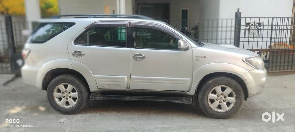 Toyota Fortuner 3.0 4x4 Manual, 2011, Diesel