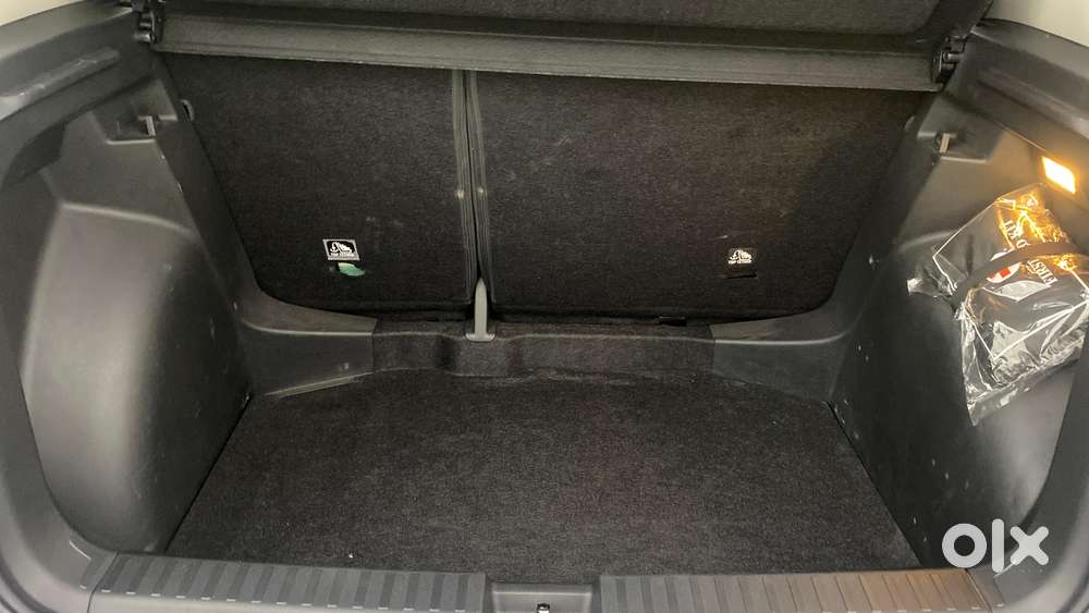 Volkswagen Taigun 1.0 Tsi Topline At, 2022, Petrol