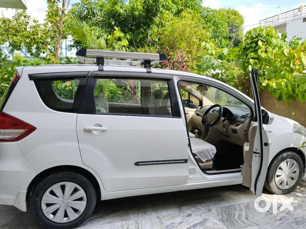 Maruti Suzuki Ertiga 2017 Diesel 36000 Km Driven