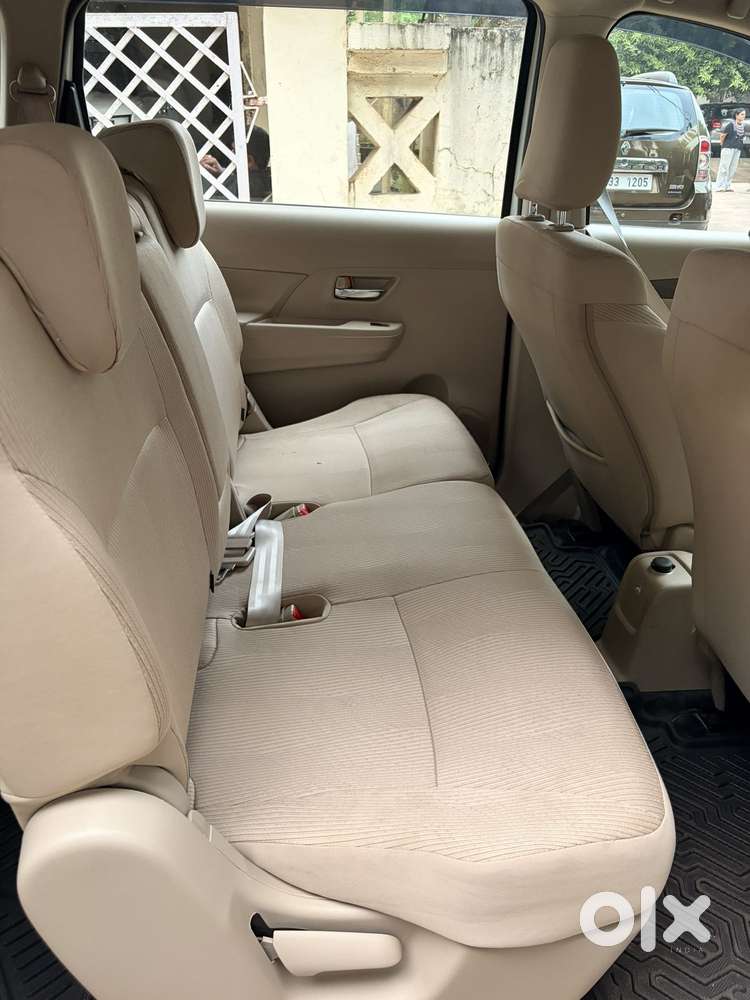 Maruti Suzuki Ertiga Vxi, 2024, Petrol