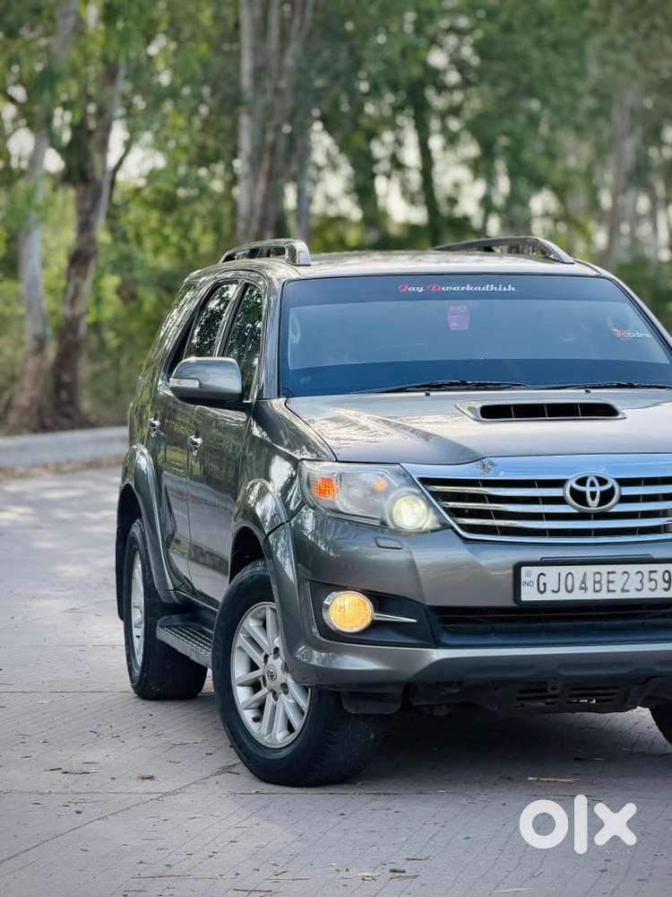 Toyota Fortuner Diesel 2012