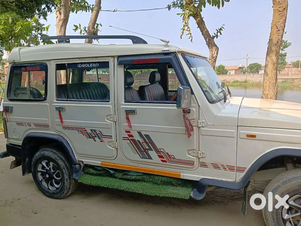 Bolero 8 Seater