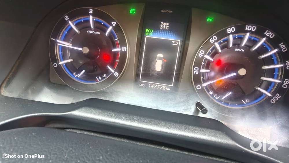 Toyota Innova Crysta 2.4 Vx Mt 8s, 2017, Diesel