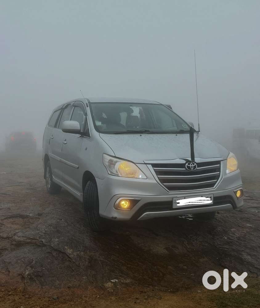 Toyota Innova 2012 Diesel With 200 Km Driven