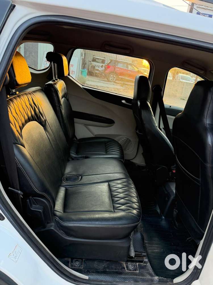 Renault Triber Rxz, 2019, Petrol