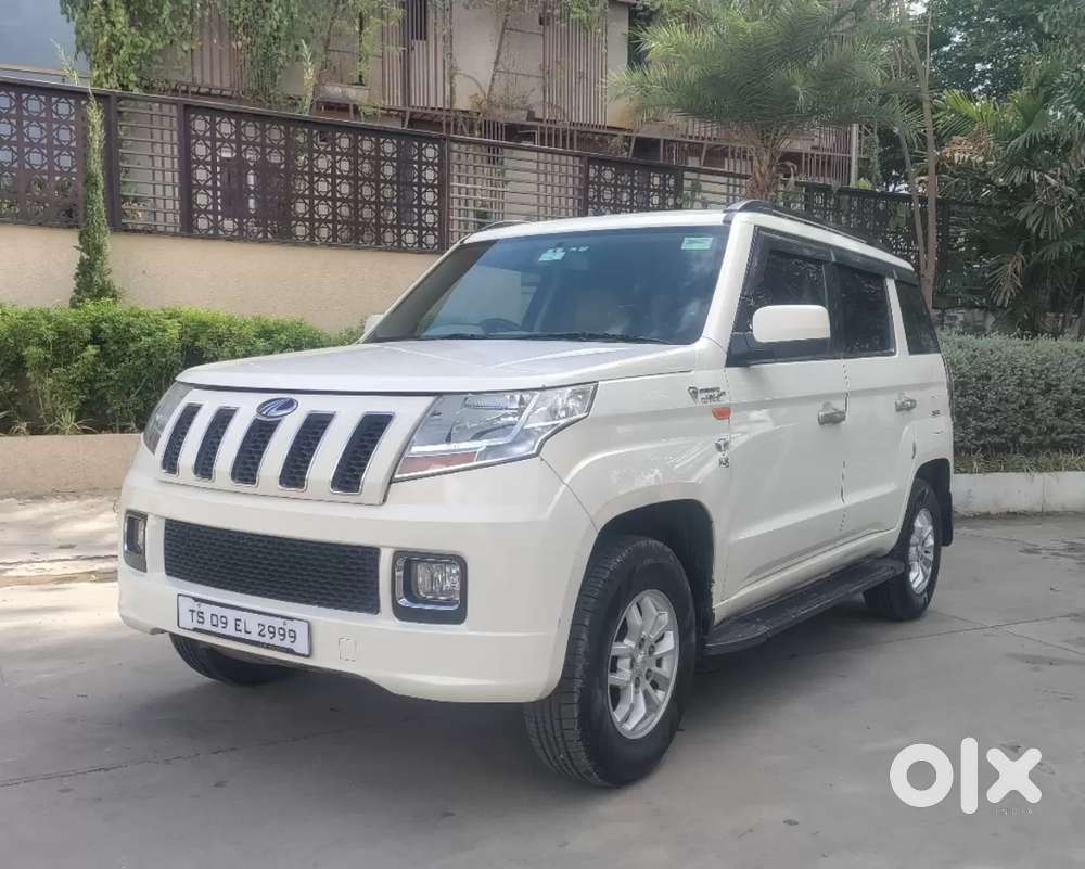 Mahindra Tuv 300 T8 Amt, 2015, Diesel