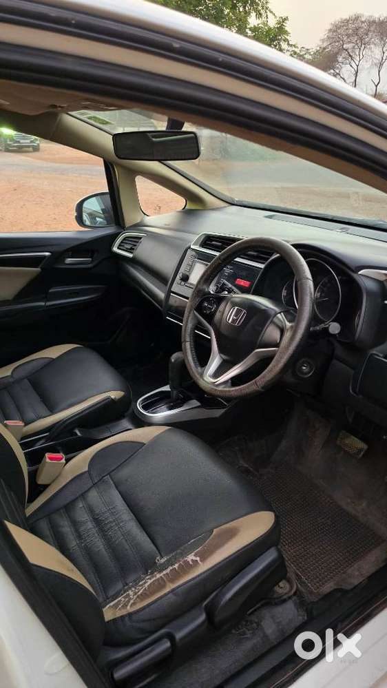 Honda Jazz V Cvt, 2015, Petrol