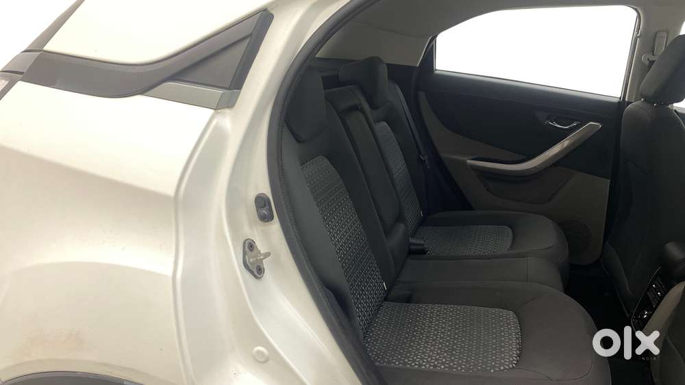 Tata Nexon 1.2 Revotron Xza Plus, 2019, Petrol