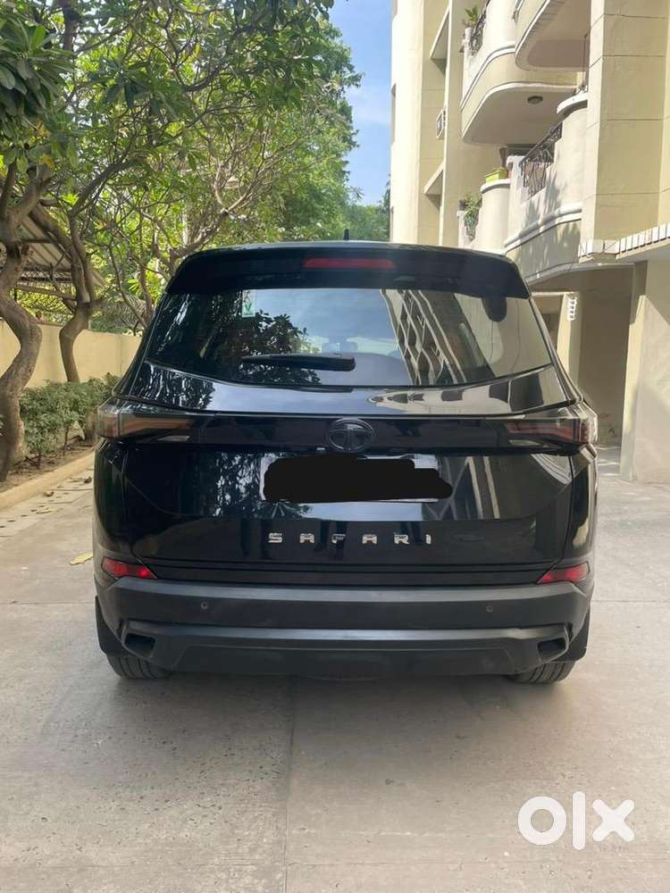 Tata Safari Red Dark Xza+ Automatic (top Model  Limited Edition)