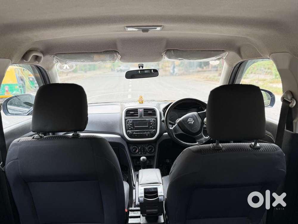 Maruti Suzuki Brezza 1.5 Lxi Smart Hybrid, 2020, Petrol