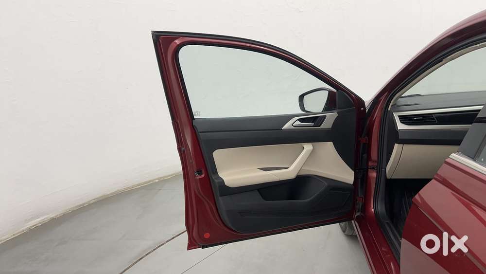 Volkswagen Virtus 1.0 Topline Tsi At, 2023, Petrol