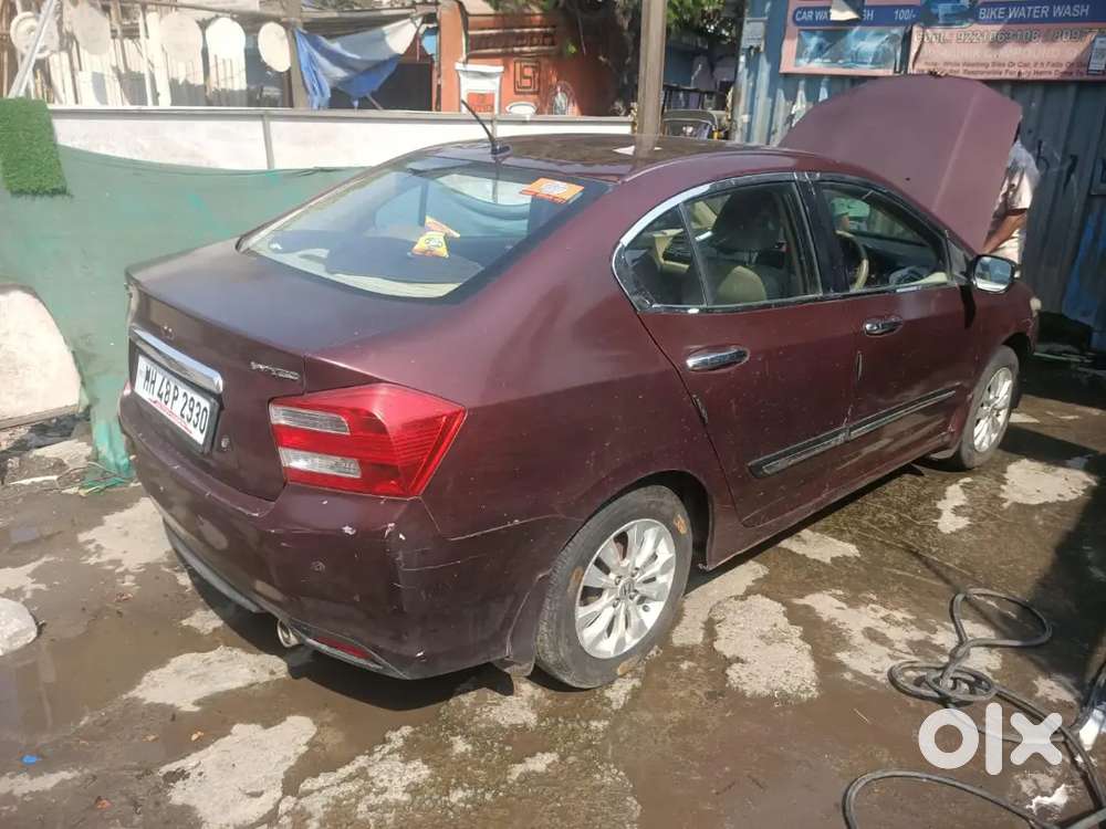 Cng/petrol Pvt Honda City V Model 2/2013 Reg Tp Ins 12/2026 Owner 3