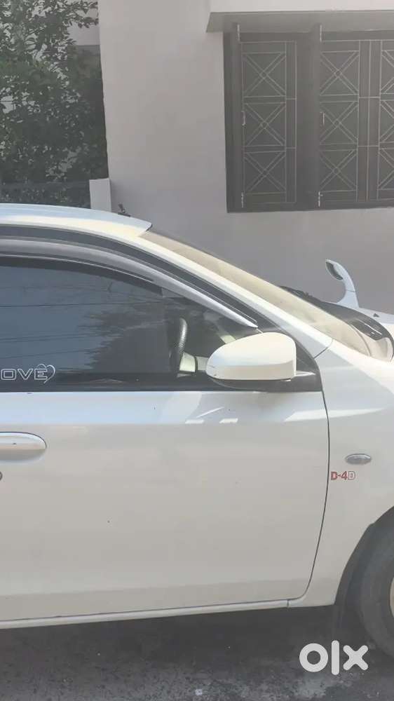 Toyota Etios Liva 2014 डीज़ल मैनुअल