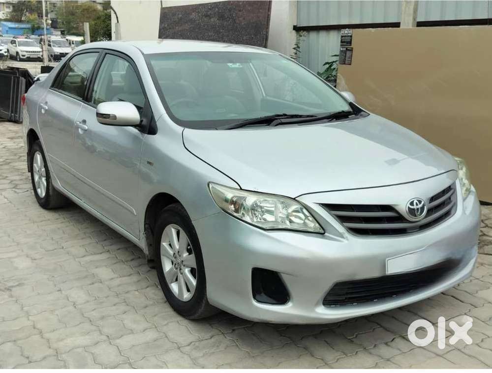 Toyota Corolla Altis 2012