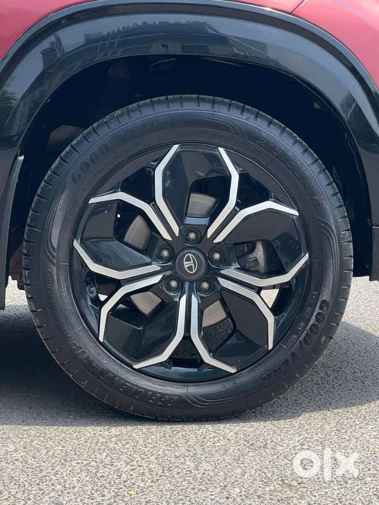 Tata Curvv Accomplished S 1.2 Revotron Petrol 7dca, 2025, Petrol