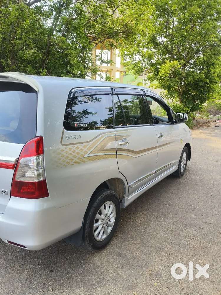Toyota Innova 2013 Diesel Well Maintained