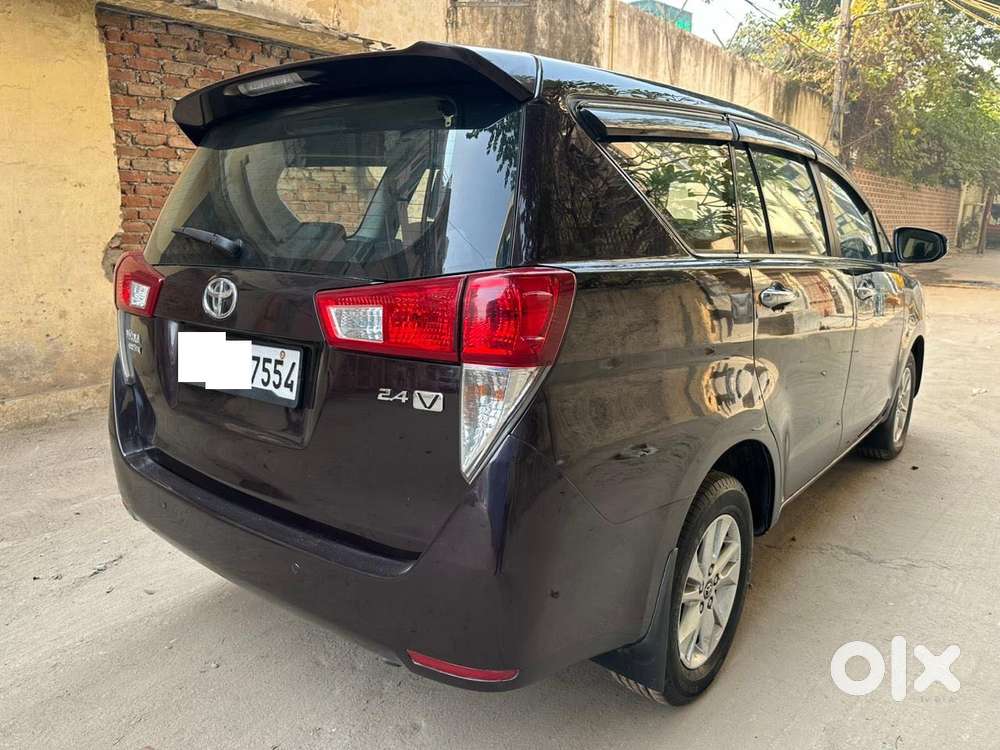 Toyota Innova Crysta 2.4 V 8 Str, 2018, Diesel