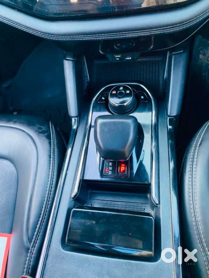 Tata Safari Pure Plus At, 2025, Diesel