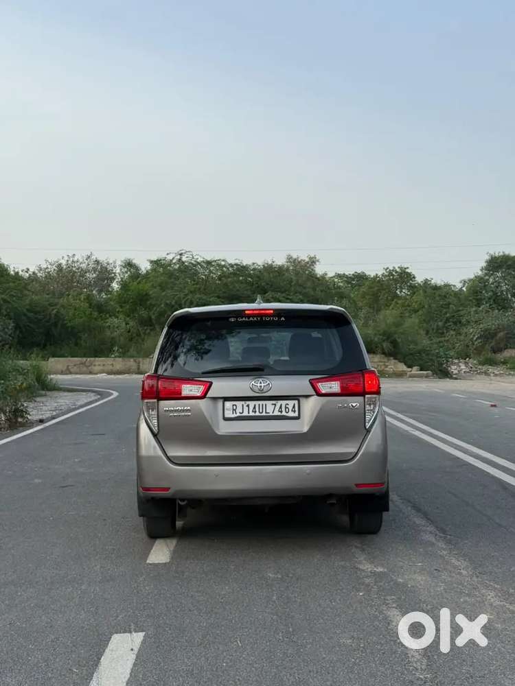 Innova Crysta 2017 Vx Manaul