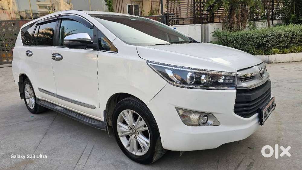 Toyota Innova Crysta 2.8z Automatic, 2018, Diesel