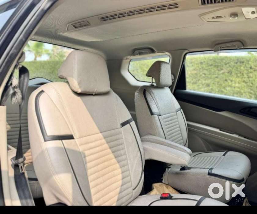 Mahindra Marazzo M2, 2018, Diesel