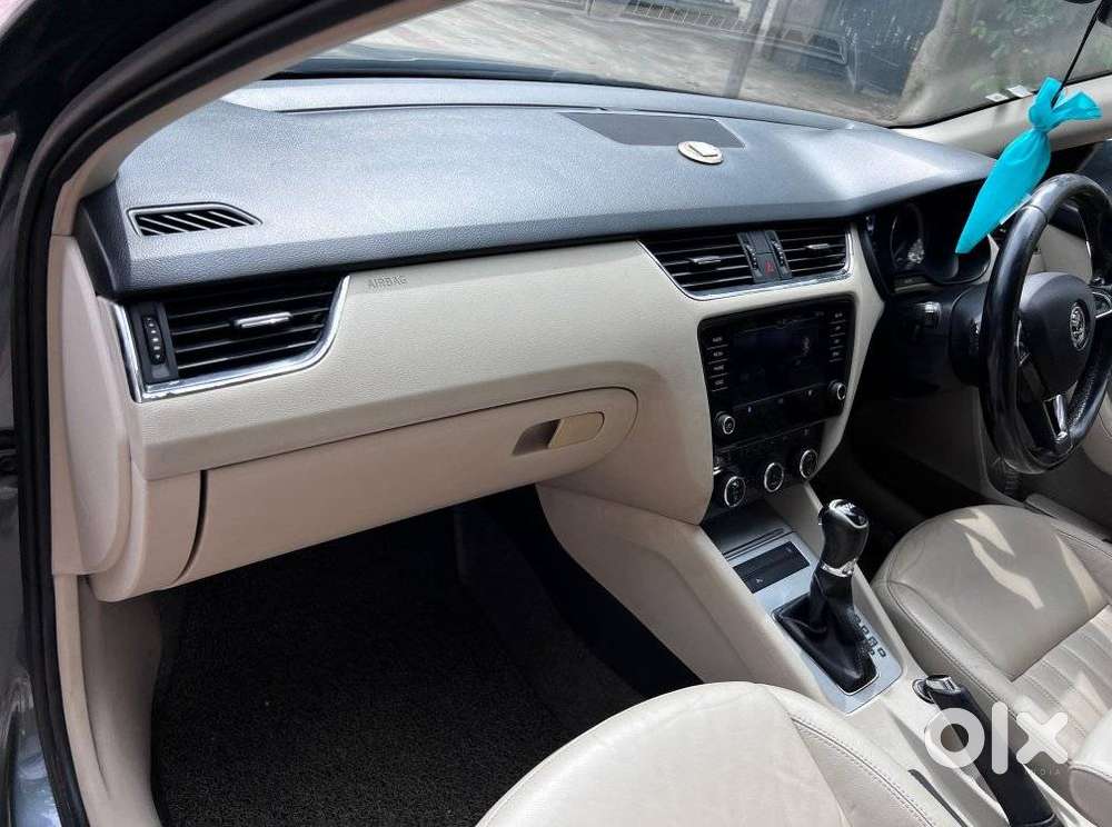 Skoda Octavia [2014-2017] 2.0 Style Tdi At, 2017, Diesel