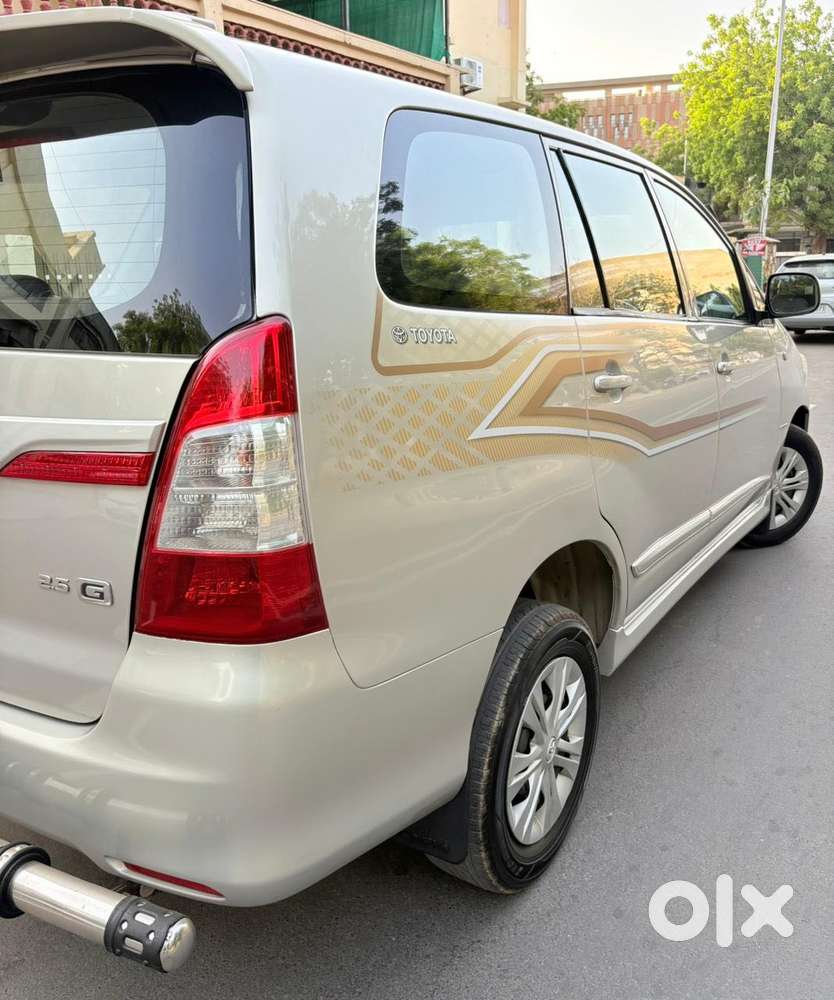 Toyota Innova 2.5 Gx 8 Str Bs-iii, 2016, Diesel
