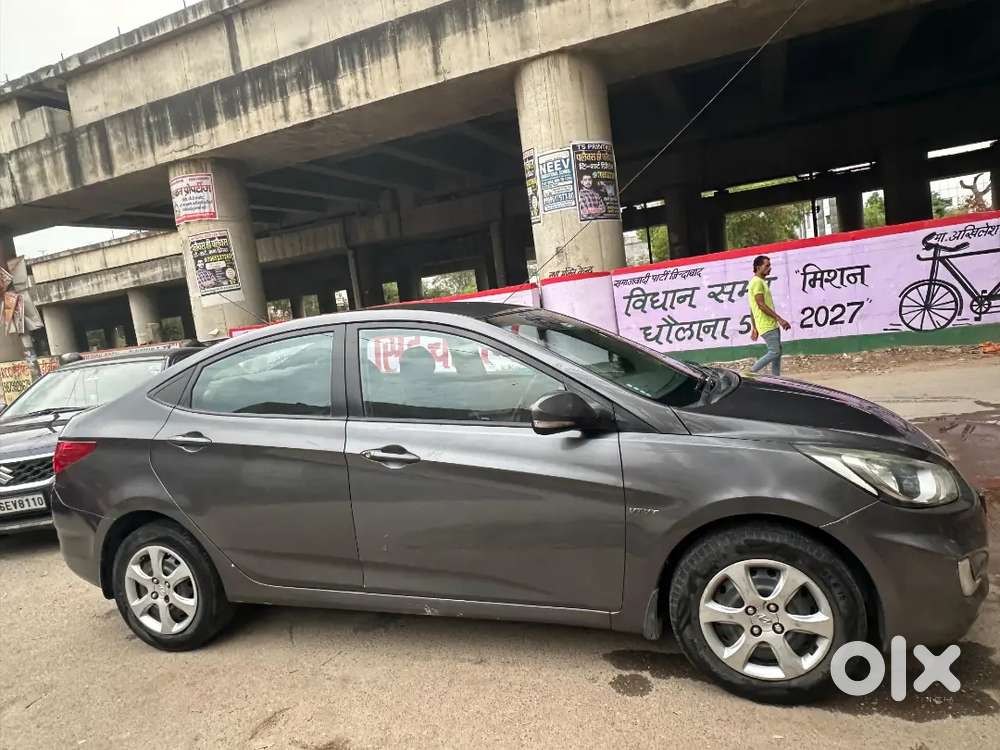 Hyundai Verna 2011