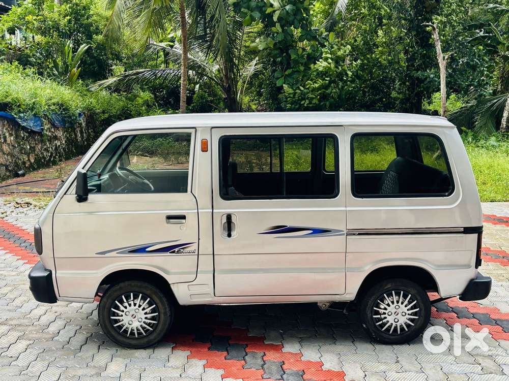 Maruti Suzuki Omni 8 Seater Bsiv, 2013, Petrol