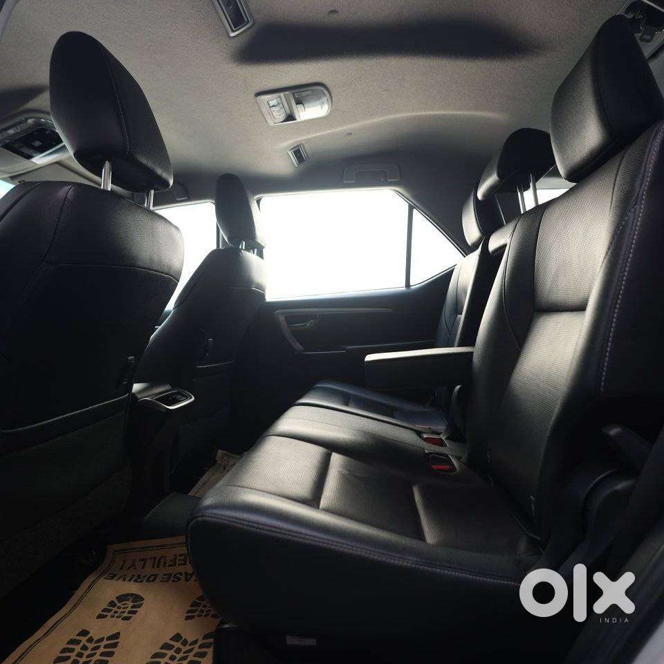 Toyota Fortuner 4x2 At 2.8 Diesel, 2023, Diesel