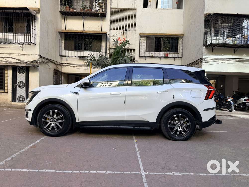 Mahindra Xuv700 2.2 Ax 7 Diesel At Str, 2022, Diesel