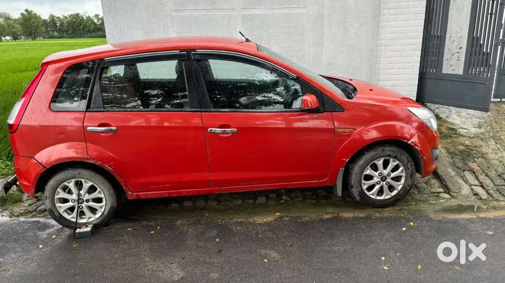 Ford Figo Titanium 2014 Diesel