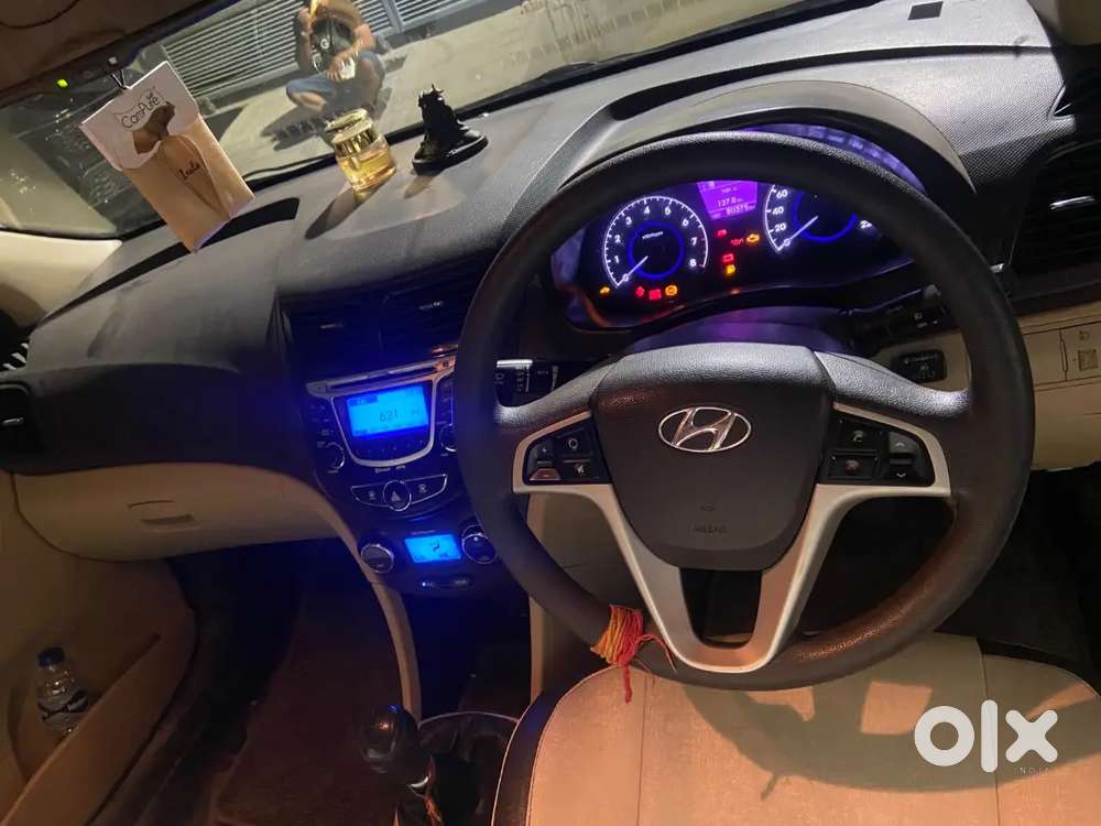 Hyundai Verna Ex Petrol 2011.. Petrol+cng.. Paper Valid Upto 2031