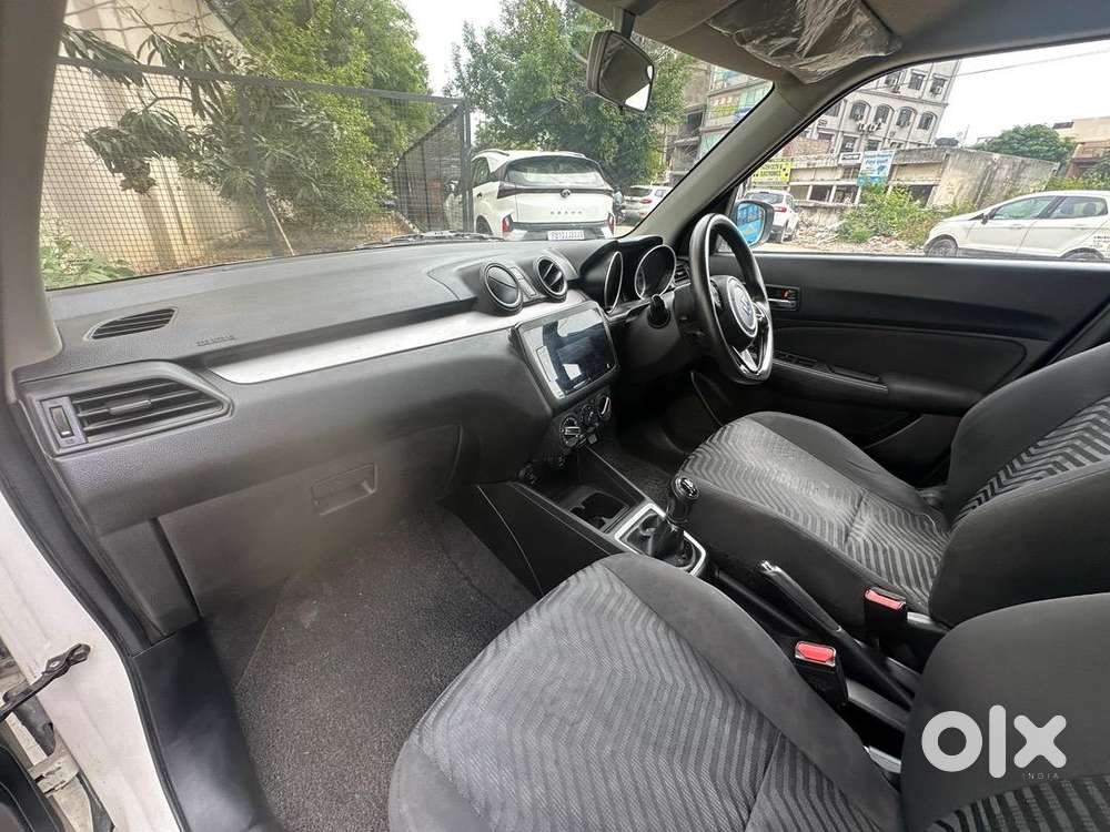 Maruti Suzuki Swift 2021 Petrol 49000 Km Driven