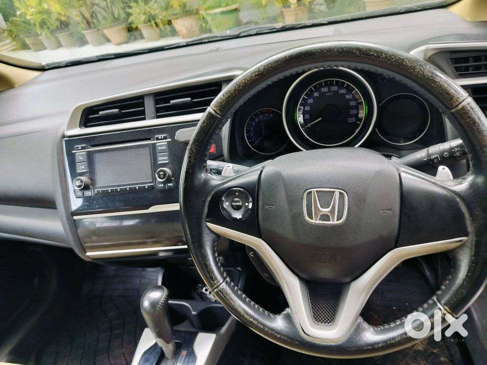Honda Jazz V Cvt, 2015, Petrol