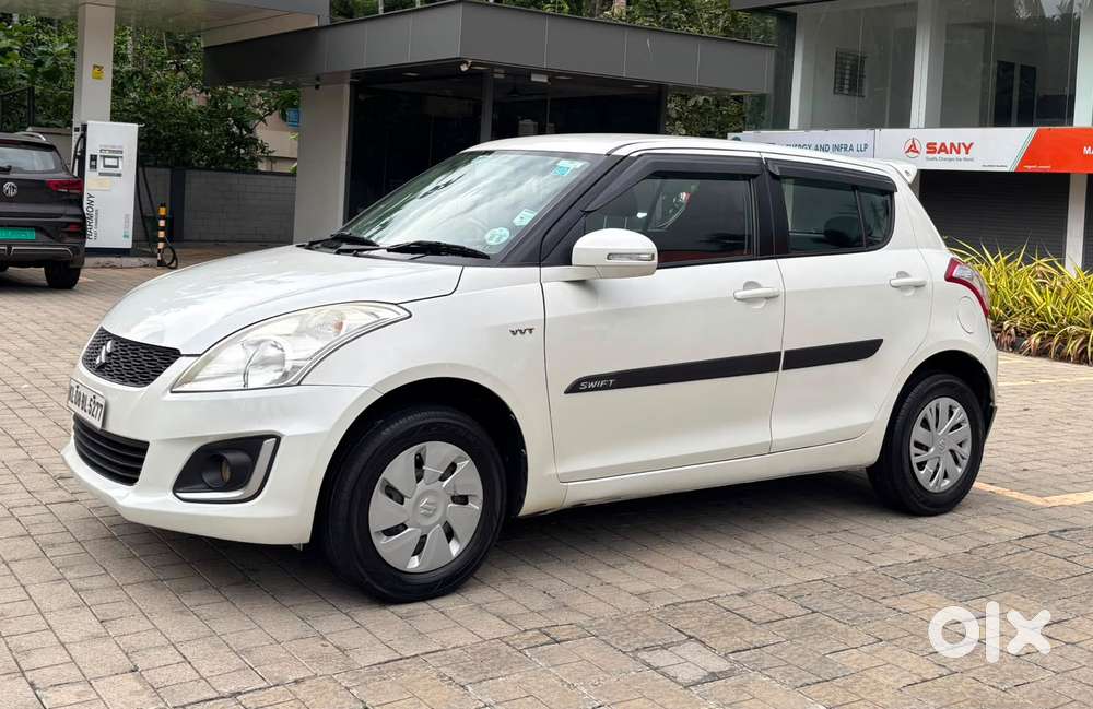 Maruti Suzuki Swift 2018 Vxi, 2017, Petrol