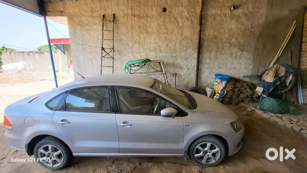 Volkswagen Vento 2013 Petrol 240000 Km Driven