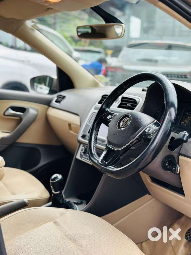 Volkswagen Vento [2015-2017] 1.6 Highline Plus, 2016, Petrol