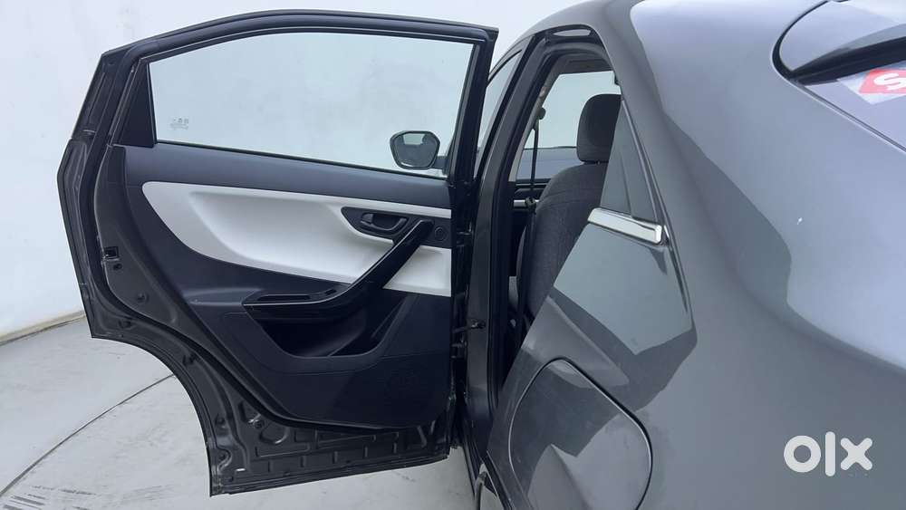 Tata Curvv Pure Plus S 1.2 Revotron Petrol 7dca, 2024, Petrol
