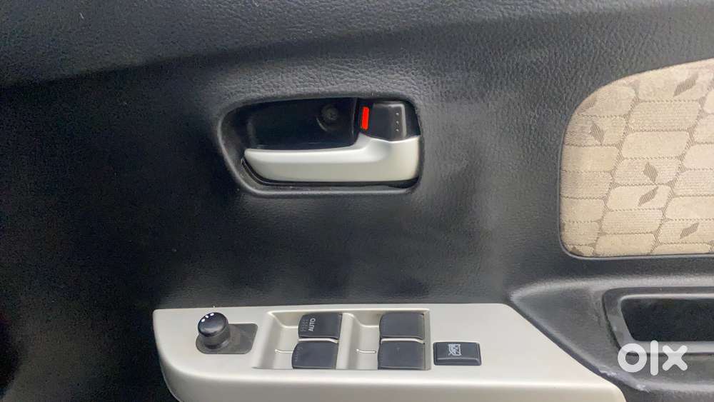 Maruti Suzuki Wagon R 1.0 2015-2019 Vxi Amt, 2015, Petrol