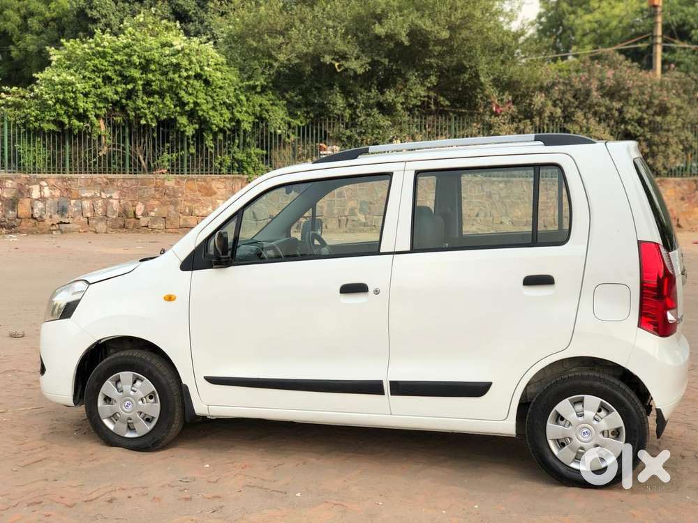 Maruti Suzuki Wagon R Vxi Opt, 2015, Cng & Hybrids