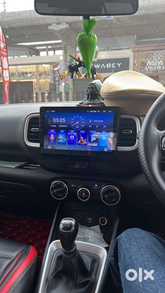 Hyundai Venue Petrol Manual 2021