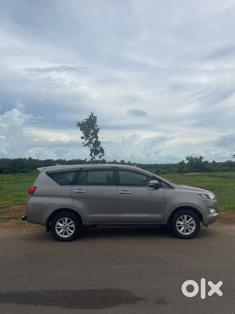 Toyota Innova Crysta 2016 Diesel Car