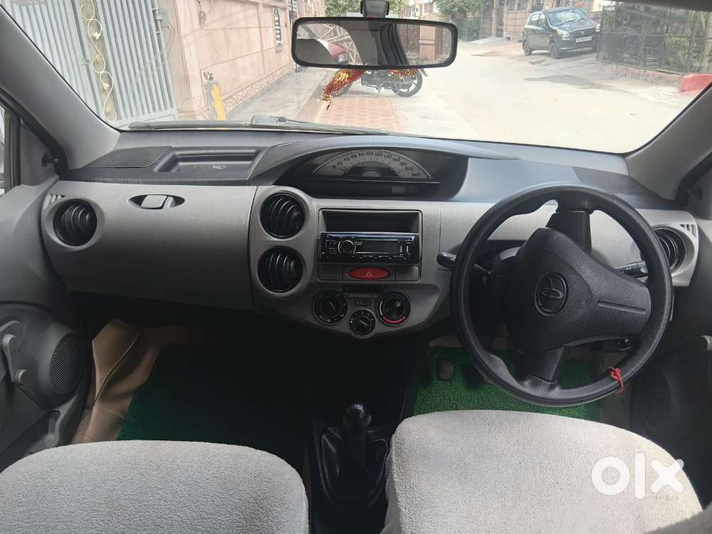 Toyota Etios 2011 Variant