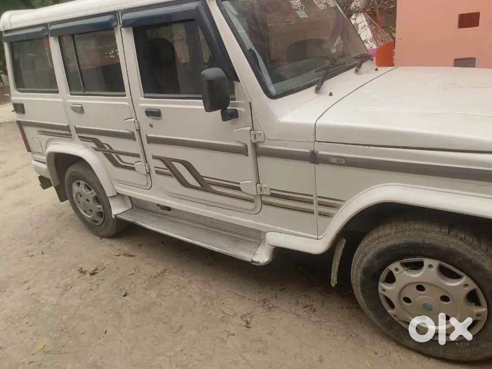 Mahindra Bolero Neo 2012